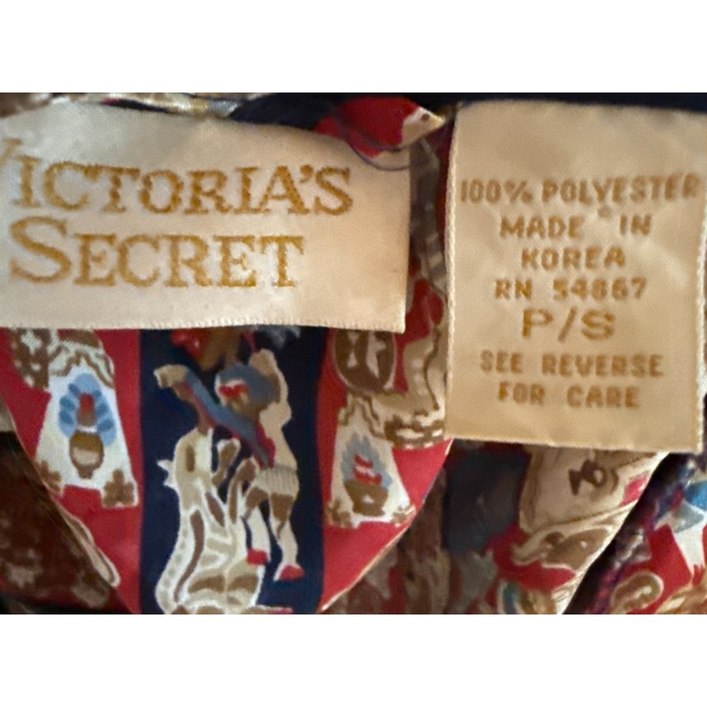 Victoria Secret Vintage-Inspired Tapestry Robe with Navy Satin Trim & Belted - Picture 3 of 7
